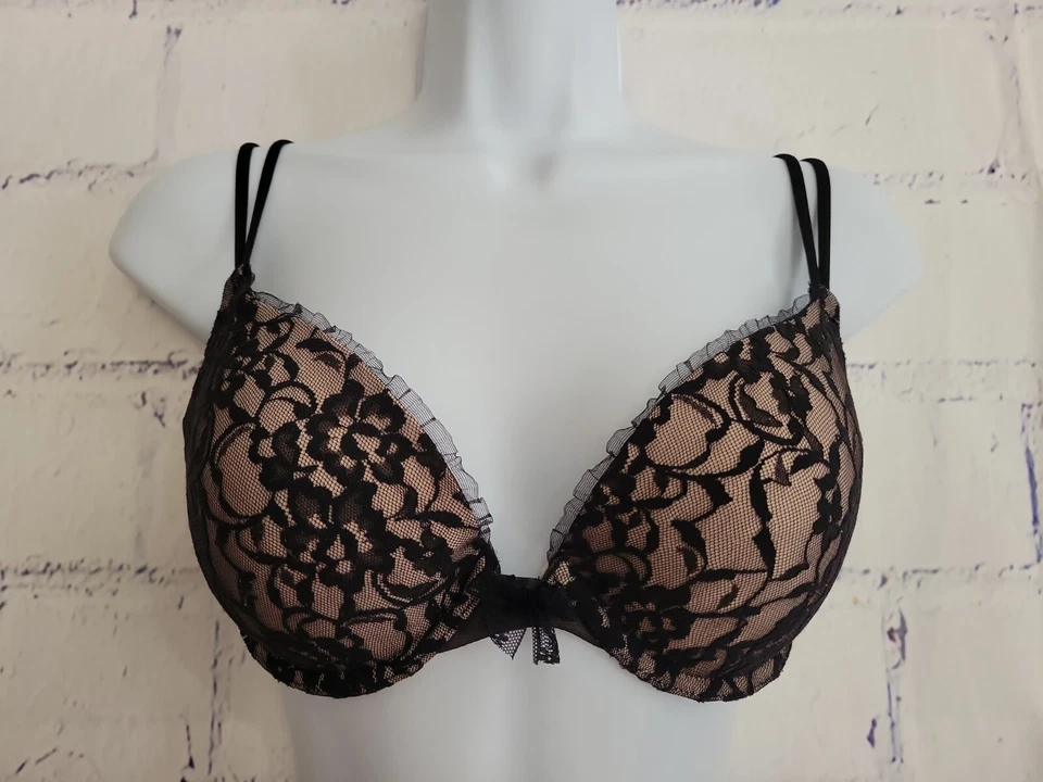 Sujetador DKNY Acolchado Push-up Talla 32D Negro Encaje Superposición Dividido Correa Ajustable Lazo Foto 2 de 4