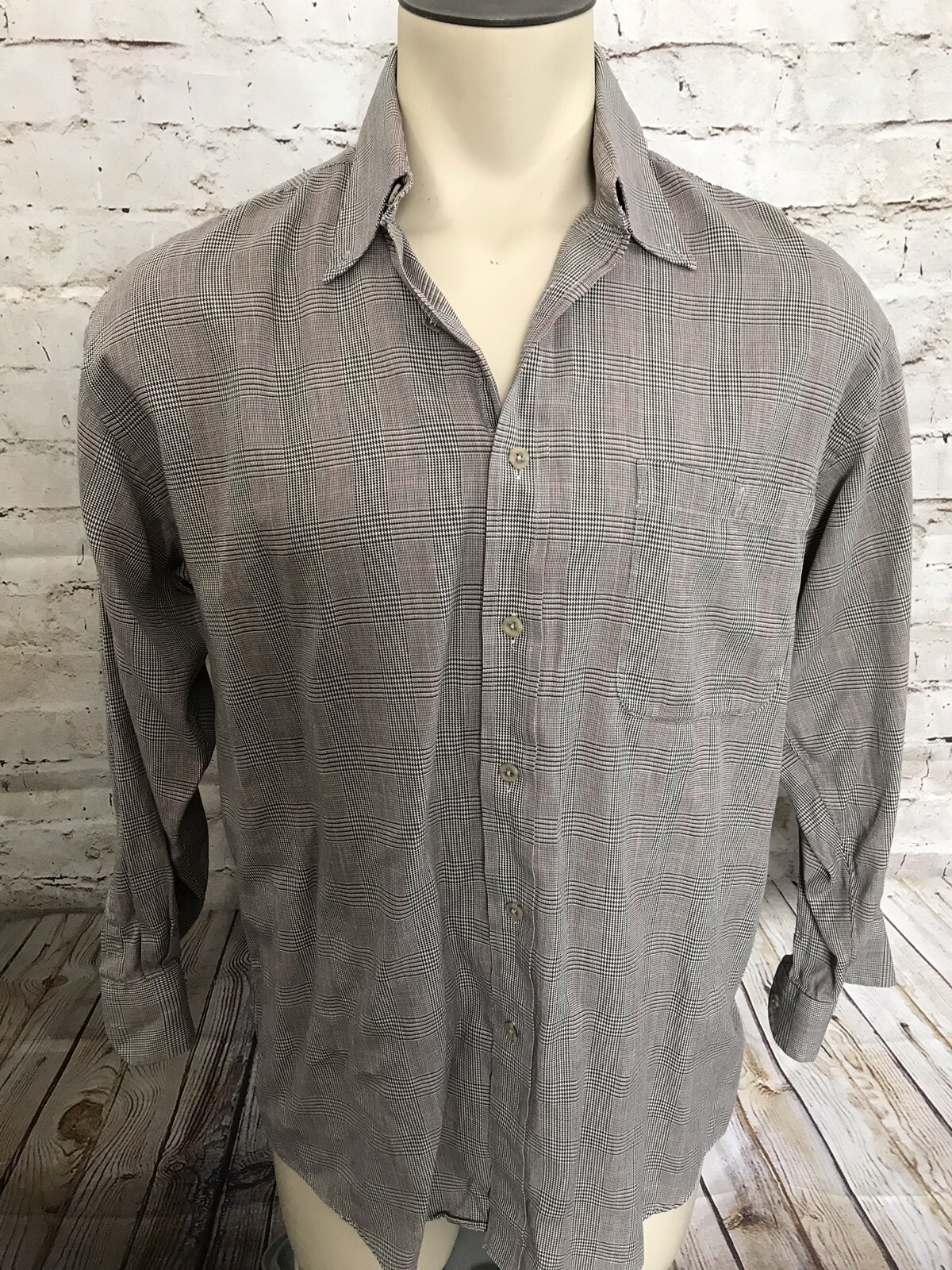 Dillards Men's York & Rountree Gray Dress Shirts Good Condition Size 16