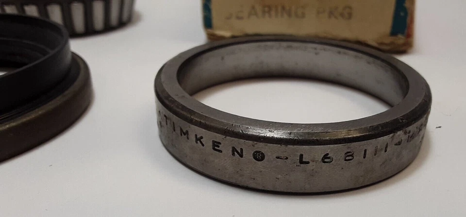 1972-1989 Chrysler Plymouth Dodge Front Wheel Bearing Package 3683975 NOS. - Image 2 of 4