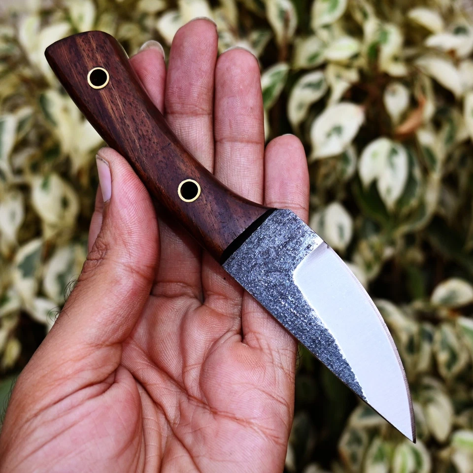 Cuchillo desollador de caza para llevar todos los días de acero al carbono hecho a mano a medida 2857 Foto 2 de 4