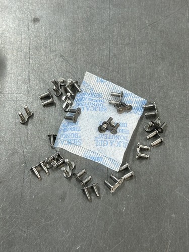 QTY 1 W M BERG STAINLESS MINIATURE .1475” PITCH CONNECTING LINK FOR ROLLER CHAIN