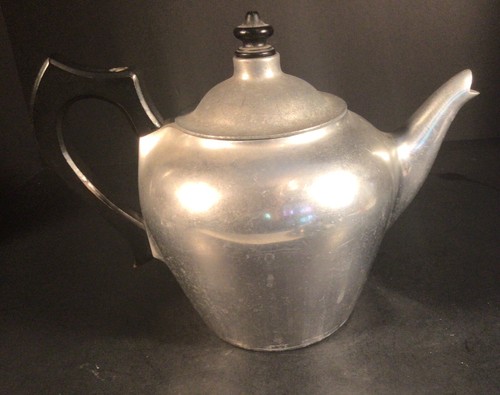 Vintage Club Aluminum Ware Tea Pot With Infuser & Trivet, Unique And Rare! - Picture 4 of 12