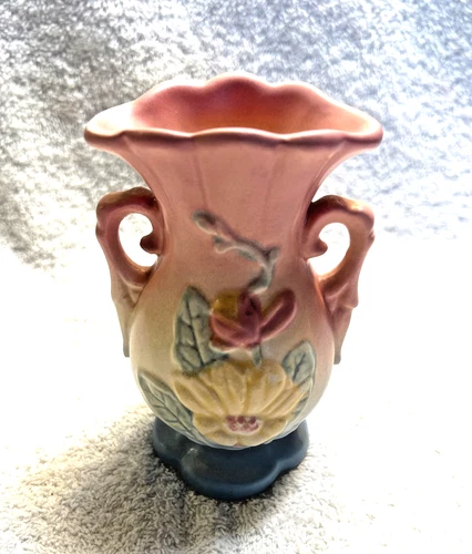Hull Magnolia vase, 1940s,  pink blue, yellow flower, vintage, 5 inch, vintage