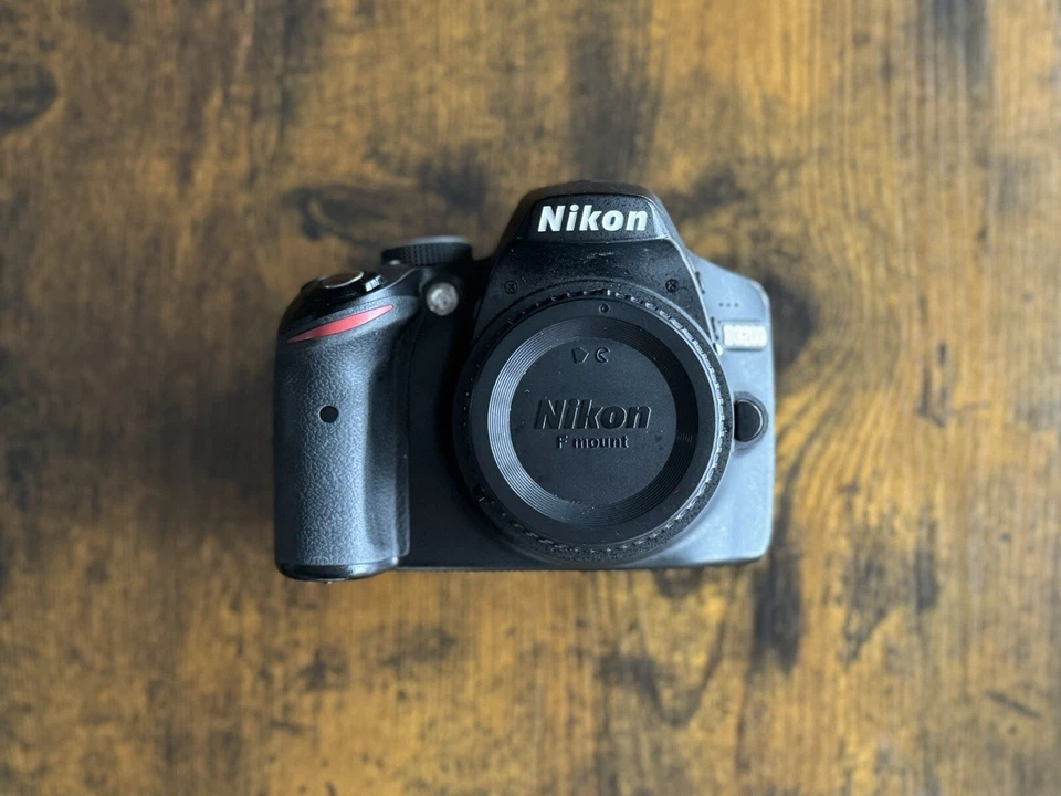 Nikon D3200, photo 1 of 5
