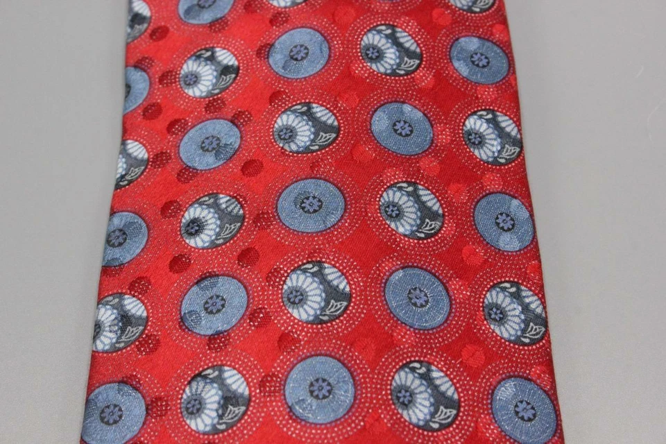 Recent ERMENEGILDO ZEGNA Silk Tie. Red w Gray Floral Medallion 61" x 3.75" - Image 2 of 4