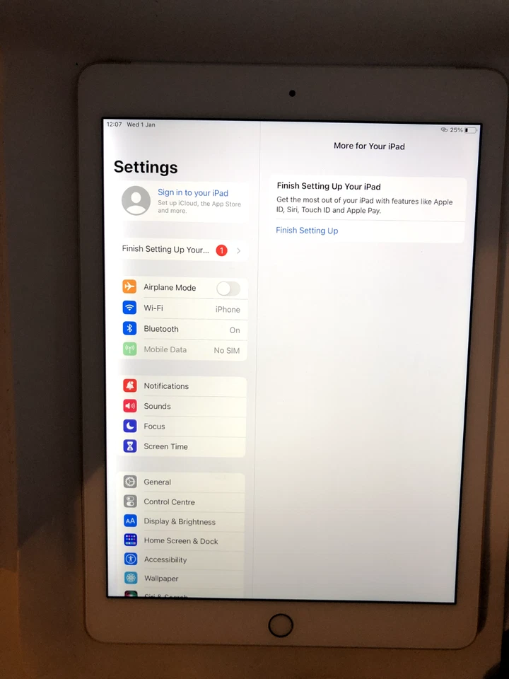 Apple iPad Air 2 - 2014 - A1567 - Gold -32 GB - Wifi + SIM-  Fully working P151 - Image 2 of 4