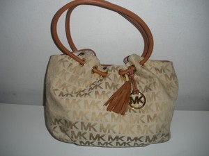 michael kors purse tassel