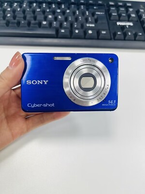 Sony Cyber-shot DSC-W560 14.1MP Digital Camera Electric Blue