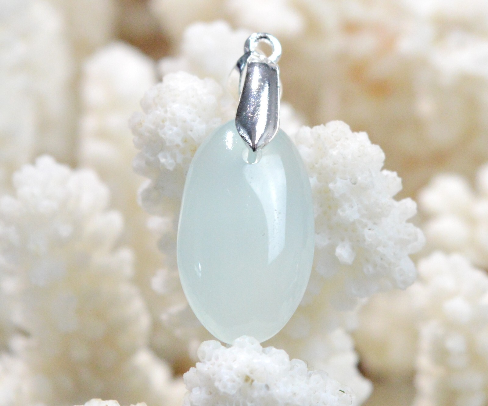 Pendentif calcédoine pierre naturelle de Turquie cabochon 17 carats pour création de bijou EA96