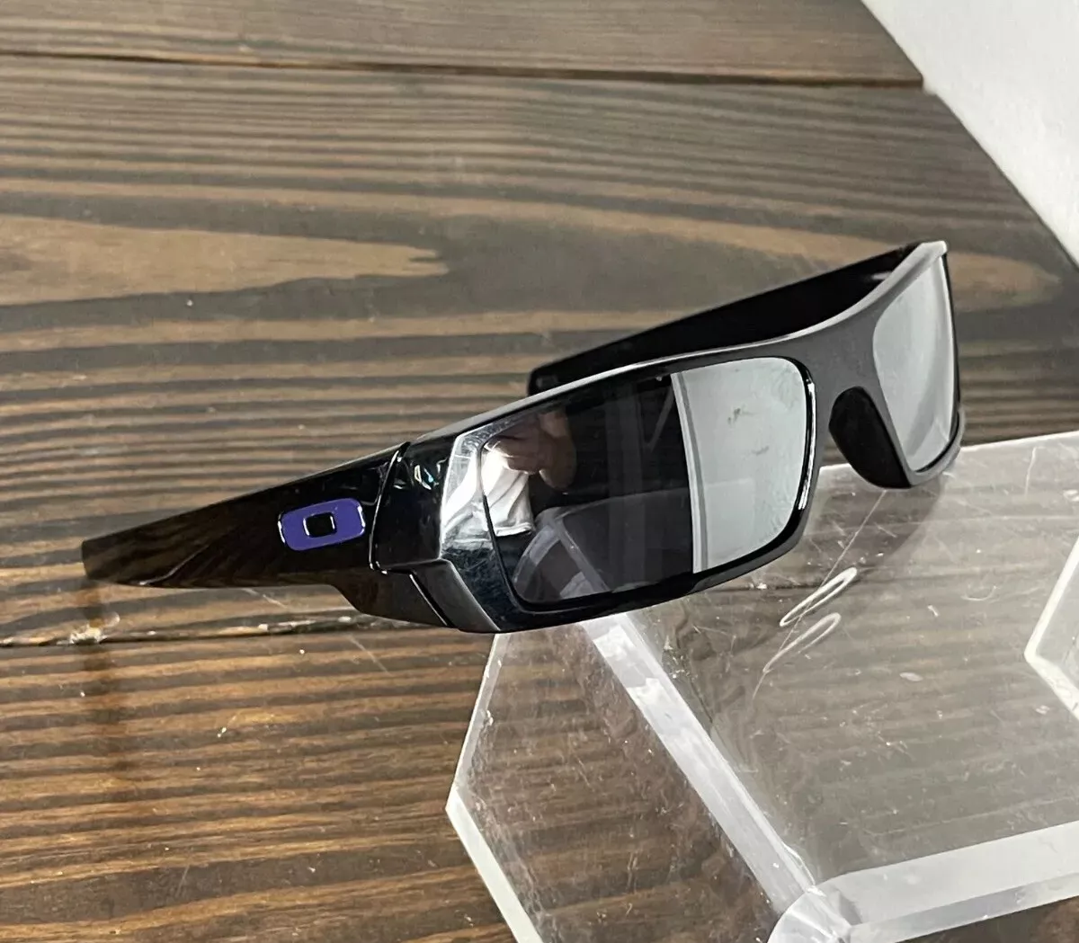Oakley Gascan Mens New York Yankees Inscribed Mirror Lens Sunglasses