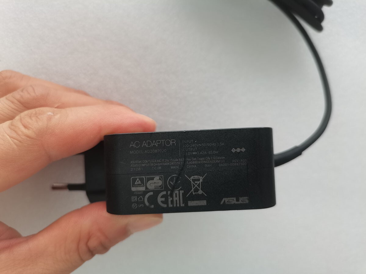 Original 19V 3.42A 65W AD2087020 For ASUS VivoBook S513E K513E 4.0