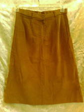 vintage jantzen lt. brown pin cordoroy skirt size 12, 27" long, back zipper