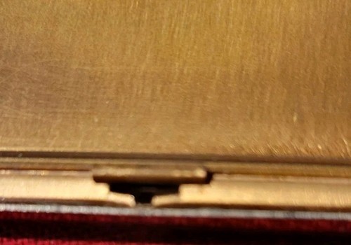 Vintage Glamour Inc. oro floreale 2,75 in polvere compatta fiori incisi quadrati  - Foto 2 di 12
