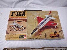 1976 REVELL GENERAL DYNAMICS F-16A JET FIGHTER AIRPLANE 1:72 MODEL KIT H-222