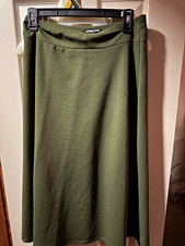 Women  s L Straight Midi Pull-On Skirt Green Solid Stretch