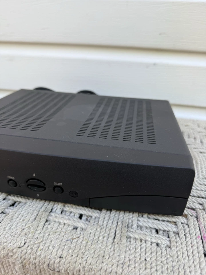 🍊Hughes Network System DIRECTV HIRD-D1 Receiver Silver Edition w/ Remote WORKS - Image 3 of 4