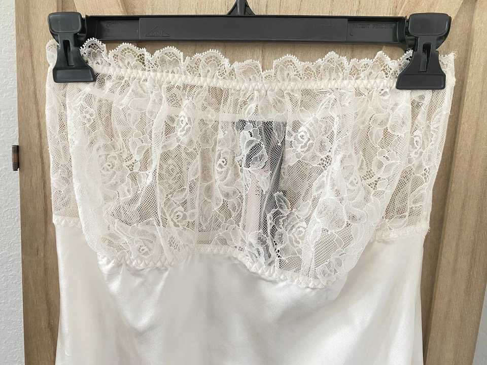 Vestido Camisón Victoria's Secret SEDA VS Archives So Sexy M Foto 2 de 4