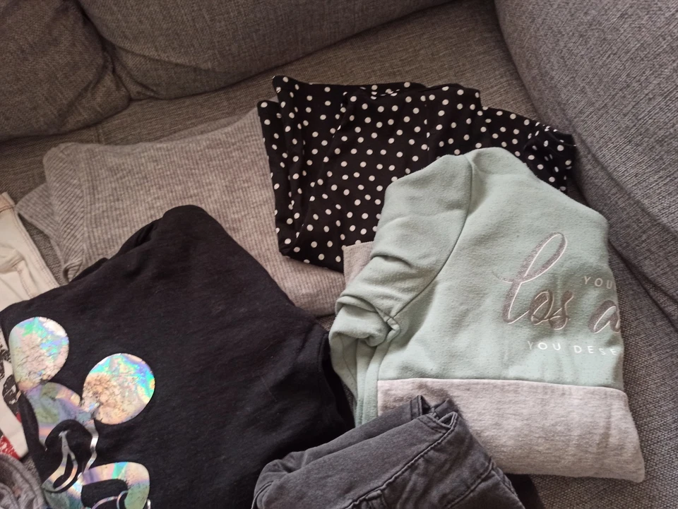 Karton Mädchen Gr. 164 - Bild 3 von 4