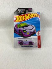 2025 Hot Wheels Monster High Ghoul Mobile Mattel Series 2/5 48/250