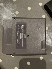 Golf Nintendo Entertainment System (NES) mit H&uuml;lle