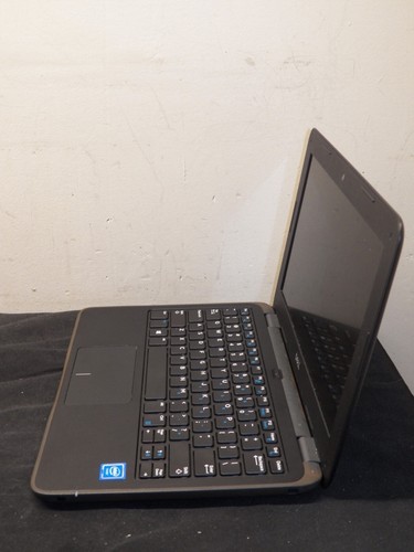 Dell Latitude 3190 11.6 Inch Windows 11 Netbook - QC/4GB/128GB SSD - Has Issues - Picture 7 of 15