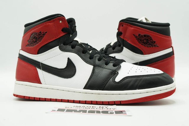 Jordan 1 Retro High OG Black Toe 2013 
