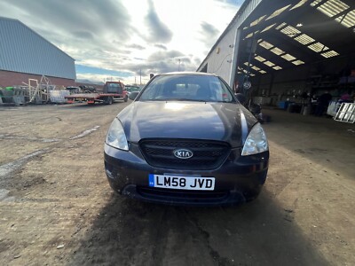 Kia Carens 2L petrol 2008 ONE WHEEL NUT BREAKING