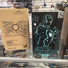 Hot Toys 1/6 Mms672d50 Iron Man 2 Mark 4 Neon Tech Version Suit-Up Gantry New