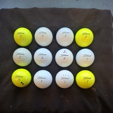 TITLEIST Avx golf balls x 12 grade 1 great condition