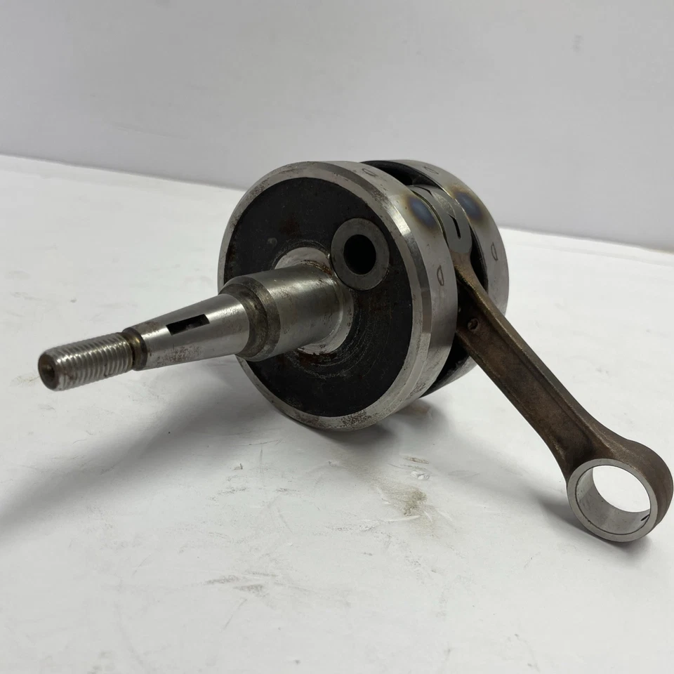 NOS Yamaha Crankshaft Assembly 1982 YZ125 5X4-11400-20 - Image 2 of 4