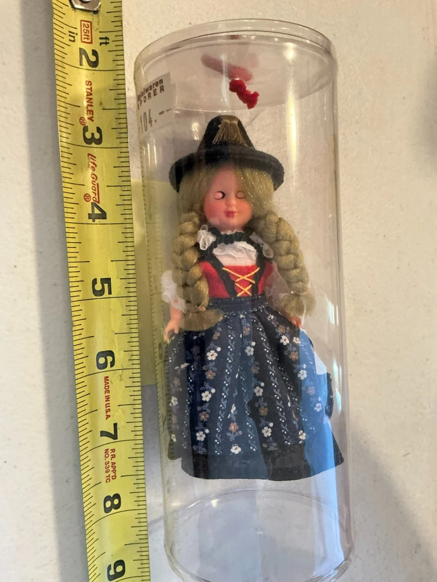###COLECCIONABLE### RARA muñeca europea vintage de 5,5 pulgadas ***GRAN HALLAZGO***