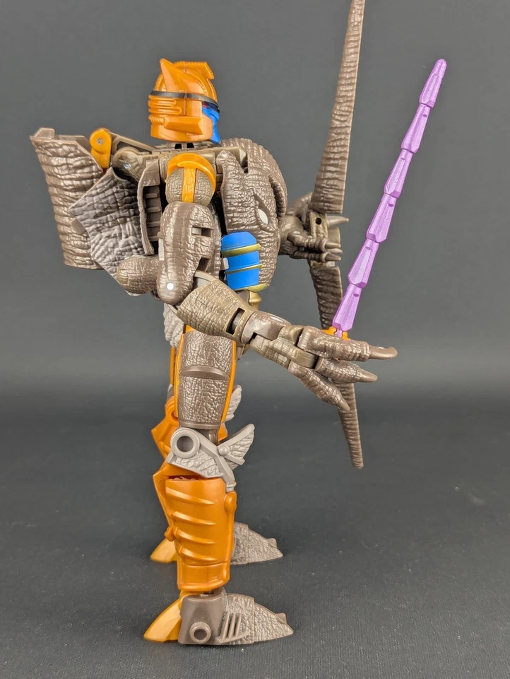 Transformers Kingdom Dinobot complete Hasbro WFC Voyager Class Beast Wars - Image 4 of 4