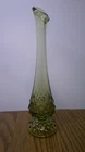 VTG Fenton Avocado green swung glass vase w' hob nail base design           Z138