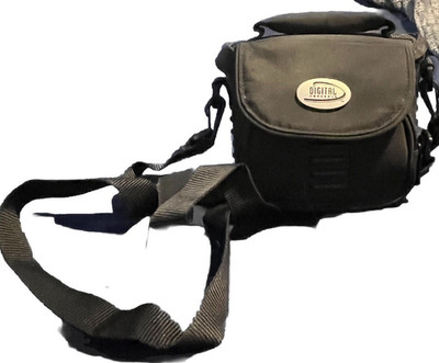 Canon PowerShot S2 IS 12x Zoom 5-6.9 MP Silver Built-in Flash Bag USB Cable