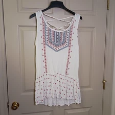 Signature Studio Womens Tank Top Blouse Large White Red Blue Criss Cross Back