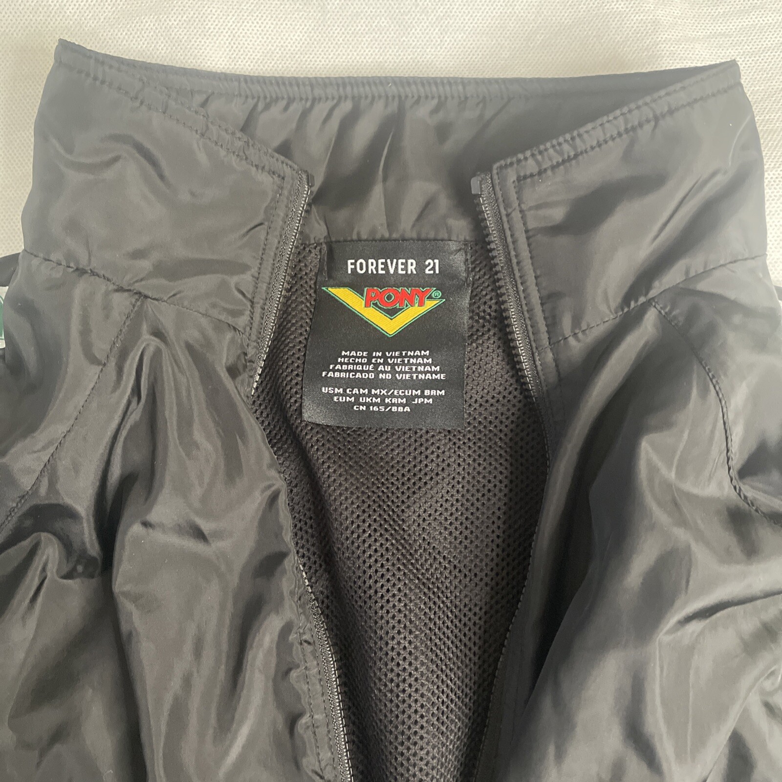 Giacca a vento Pony x Forever 21 cropped nera retrò tempo libero donna M