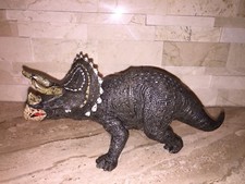 TRICERATOPS DINOSAUR FIGURE