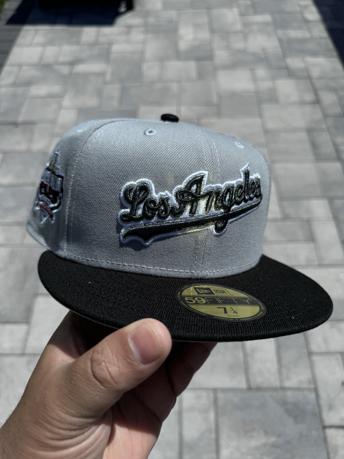 NEW ERA LOS ANGELES DODGERS SCRIPT GREY METALLIC 40TH PATCH FITTED 5950 ...