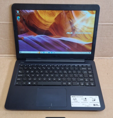 Asus E402Y , 4GB Ram -64GB HARD DRIVE -AMD Dual Core E2-7015 -1.5