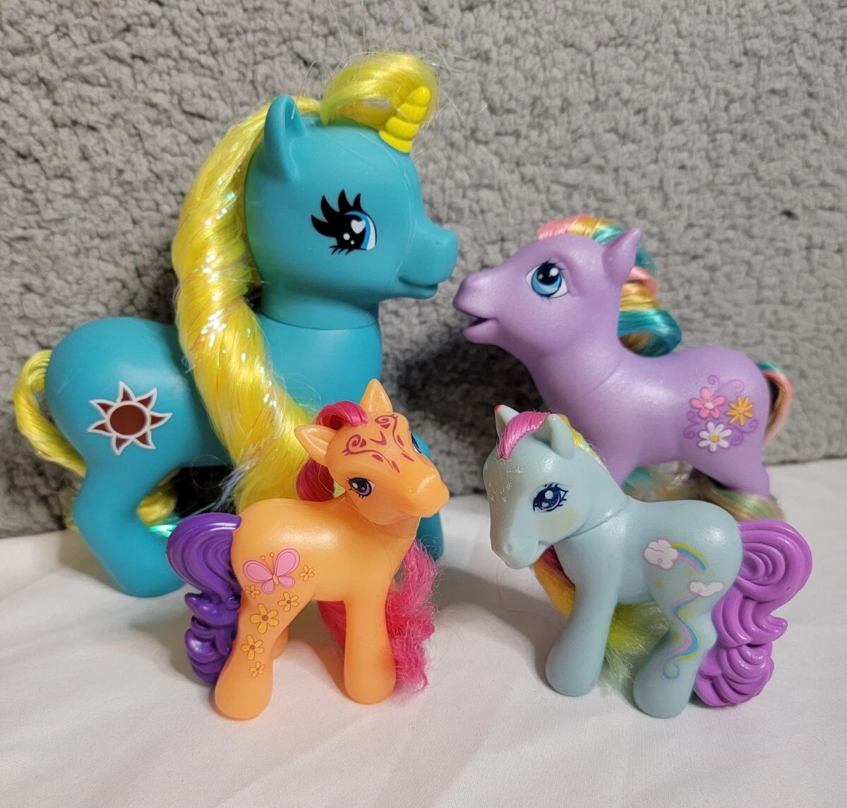 Little hotsell pony carnival