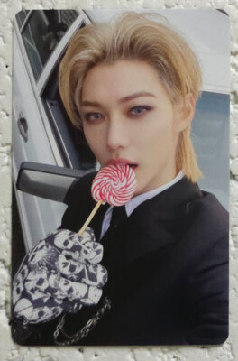 ダ3。サイン入りテヒョン写真ブロマイド。 TXT テヒョン Numéro TOKYO 直筆サイン入りポラロイド - メルカリ