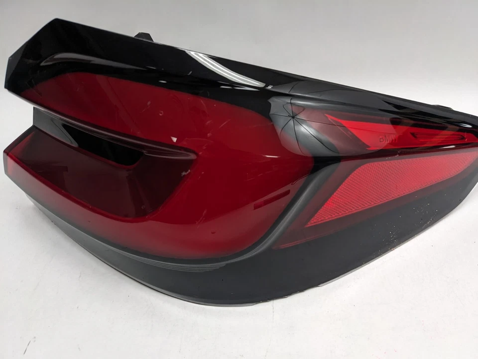 Luz trasera derecha pasajero bmw 530i 540i 2021-2023 TLB2 Foto 4 de 4