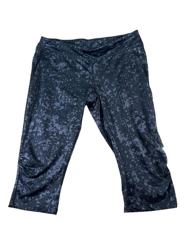 Danskin Now Fitted Women’s Capri Workout Yoga Pants Black Gray Floral Size XL