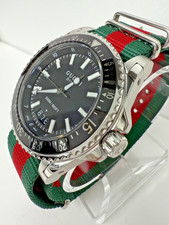Gucci Dive YA136206 Men's Watch - Red/Green - Image 4