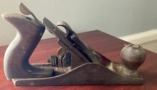 Vintage Wood Bench Plane Woodworkers Carpenters Hand Planer Wood & Cast Iron