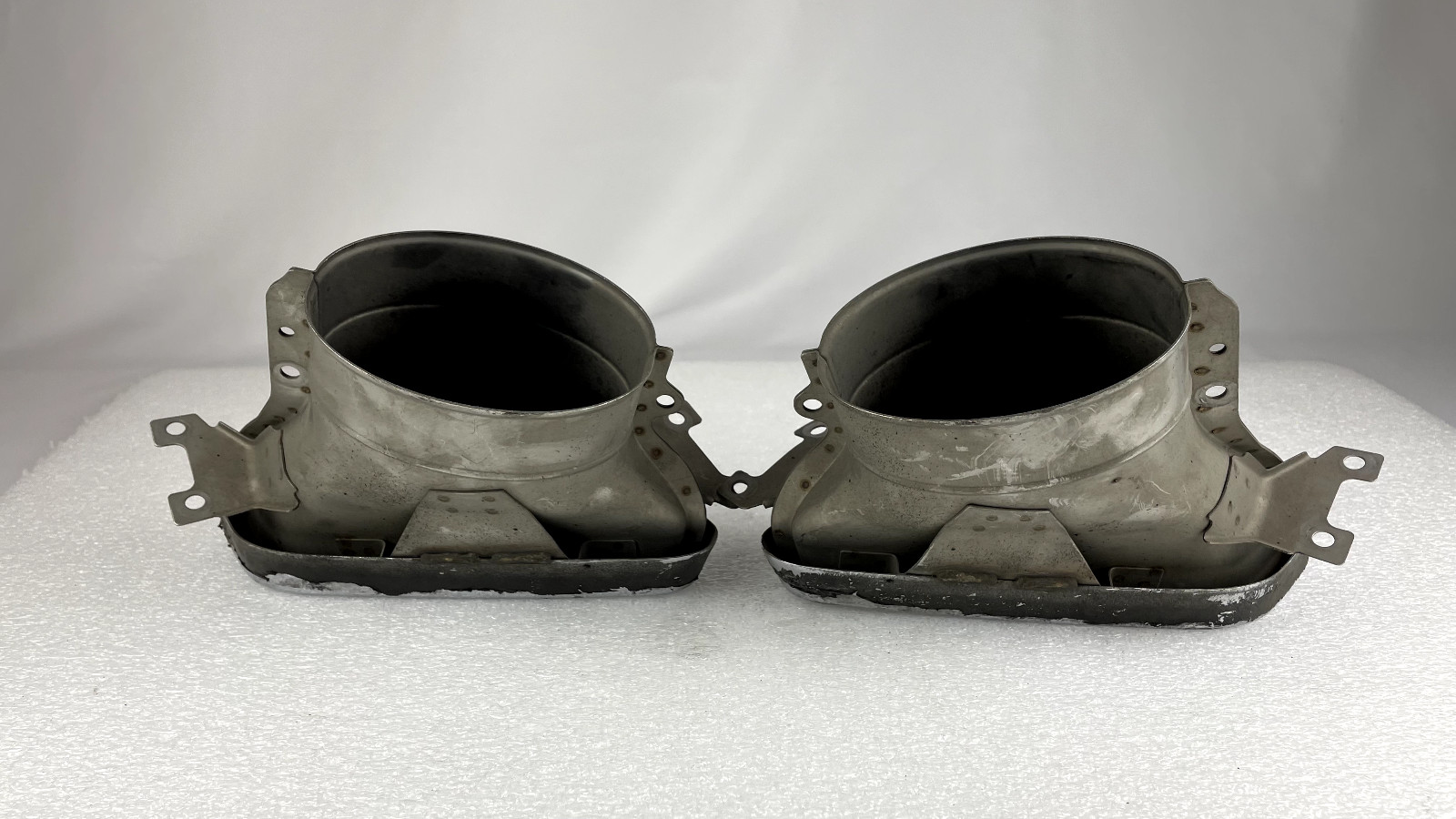 Mercedes-Benz SLS AMG C197 EXHAUST TAIL PIPE TIPS A1974900227 A1974900127 OEM