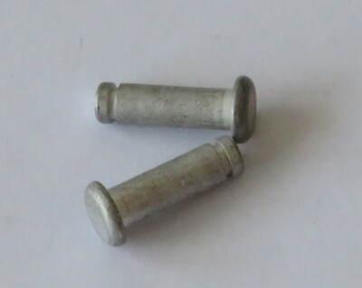 Tamiya Avante 4x13mm Link Pins (x2) NEU 2685037 58072