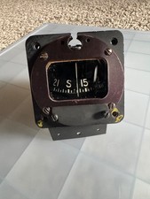 Cessna 150 G Compass Magnetic Pilots Standby w/card Cessna 150 G Compass Magnetic Pilots Standby w/card