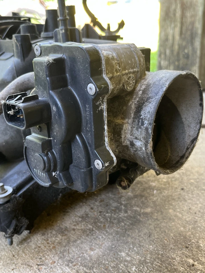 Chevrolet Avalanche 2003 04 05 conjunto de carrocería de acelerador 5,3 OEM 1257080 Foto 2 de 3