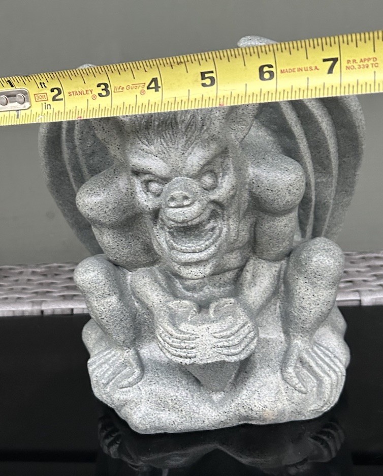 Picture 4 of 8
